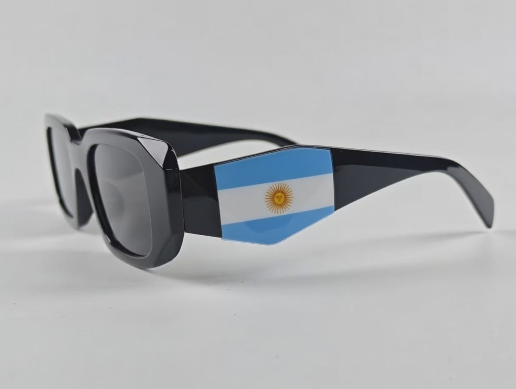 WORLD CUP SUNGLASSES